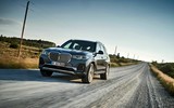 [ẢNH] BMW X7 2019 tiếp tục hút khách với kiểu dáng đẹp và đầy mạnh mẽ