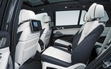[ẢNH] BMW X7 2019 tiếp tục hút khách với kiểu dáng đẹp và đầy mạnh mẽ