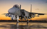 [ẢNH] F-15X Mỹ mang 22 tên lửa, gấp đôi so với Su-35/Su-57 Nga
