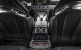 [ẢNH] Xế hộp Mercedes-AMG GT 53 hút khách với giá 100.000 USD