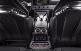 [ẢNH] Xế hộp Mercedes-AMG GT 53 hút khách với giá 100.000 USD