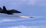 [ẢNH] Chiếc F/A-18D Malaysia bùng lửa sau khi va phải chim