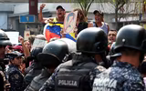 [ẢNH] Giám đốc tình báo Venezuela quay lưng với tổng thống Maduro