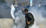 [ẢNH] Giám đốc tình báo Venezuela quay lưng với tổng thống Maduro