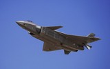 [ẢNH] Tiêm kích J-20 Trung Quốc vượt Su-57 Nga để trở thành mối lo ngại cho Mỹ