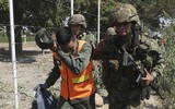[ẢNH] Đấu súng dữ dội dọc biên giới Venezuela - Colombia