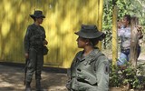 [ẢNH] Đấu súng dữ dội dọc biên giới Venezuela - Colombia