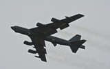 [ẢNH] ‘Pháo đài bay’ B-52 Mỹ xuất hiện gây sức ép lớn lên Iran