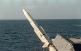 [ẢNH] Mỹ dùng tên lửa phòng không bắn cháy tàu chiến Iran
