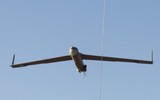 [ẢNH] 6 UAV trinh sát ScanEagle cực nguy hiểm Việt Nam sẽ nhận từ Mỹ