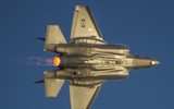 [ẢNH] F-35A Nhật Bản buộc phải hạ độ cao tránh máy bay Mỹ trước khi đâm xuống biển