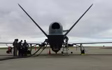 [ẢNH] Iran trưng bày mảnh vỡ UAV đắt hơn cả F-35 và nỗi uất hận của Mỹ