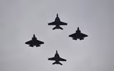 [ẢNH] Ông Trump khoe về 'chiến thần' F-22 dịp quốc khánh khiến giới chuyên gia bật cười
