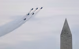 [ẢNH] Ông Trump khoe về 'chiến thần' F-22 dịp quốc khánh khiến giới chuyên gia bật cười