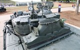 [ẢNH] Kíp lái toàn nữ chiến sĩ trên ‘chiến tăng bay’ T-80UE-1