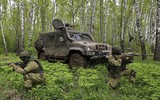 [ẢNH] Xe bọc thép Nga chuẩn NATO bị trúng mìn của quân đội Syria
