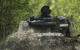[ẢNH] Xe bọc thép Nga chuẩn NATO bị trúng mìn của quân đội Syria