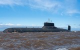 [ẢNH] Nga cho siêu tàu ngầm lớn hơn cả tàu sân bay tập trận trên đại dương