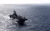 [ẢNH] Siêu tàu đổ bộ cùng F-35B của Mỹ rầm rập tập trận tại cửa ngõ biển Đông