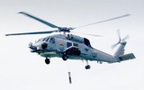 [ẢNH] 12 'sát thủ diệt ngầm' MH-60R Mỹ tăng cường sức mạnh cho hải quân Hàn Quốc