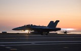 [ẢNH] ‘Soi’ sức mạnh tiêm kích hạm F/A-18E/F Mỹ đang nhào lộn trên biển Đông