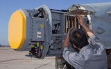 [ẢNH] ‘Soi’ sức mạnh tiêm kích hạm F/A-18E/F Mỹ đang nhào lộn trên biển Đông