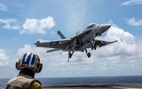 [ẢNH] ‘Soi’ sức mạnh tiêm kích hạm F/A-18E/F Mỹ đang nhào lộn trên biển Đông