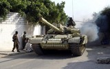 [ẢNH] Phận bi tráng của chiến tăng T-55MV Syria trên cánh đồng chết Idlib