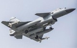 [ẢNH] J-10C mới nhất của Trung Quốc không phải là đối thủ của F-16V Đài Loan?