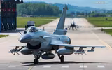 [ẢNH] J-10C mới nhất của Trung Quốc không phải là đối thủ của F-16V Đài Loan?