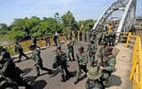 [ẢNH] Venezuela dồn 150.000 quân sát biên giới Colombia, Mỹ liệu có hành động?