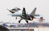 [ẢNH] T-7 Red Hawk - trường dạy bay trên không cho phi công chiến đấu cơ F-22 và F-35 Mỹ