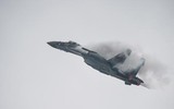 [ẢNH] Không kiêng nể, Su-35 Nga bắn thẳng vào máy bay không người lái Israel tại Syria