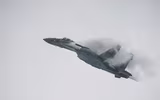 [ẢNH] Không kiêng nể, Su-35 Nga bắn thẳng vào máy bay không người lái Israel tại Syria