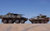 [ẢNH] Australia nhận xe bọc thép 