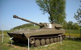 [ẢNH] Bán rồi lại mua pháo tự hành, cơn bĩ cực của quân đội Ukraine