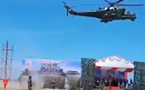 [ẢNH] Trực thăng tấn công hạng nặng Mi-35P 'thổi' sập lễ đài tại Indonesia