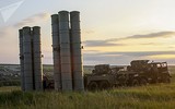 [ẢNH] Ukraine bất ngờ khai hỏa S-300 dữ dội sát bán đảo Crimea