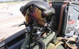 [ẢNH] Thấy gì qua chiếc mũ 9 tỷ đồng dành cho phi công chiến đấu cơ F-35?