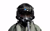 [ẢNH] Thấy gì qua chiếc mũ 9 tỷ đồng dành cho phi công chiến đấu cơ F-35?