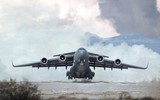 [ẢNH] Máy bay vận tải khổng lồ C-17 đưa quân nhân Việt Nam đi làm nhiệm vụ ở Nam Sudan