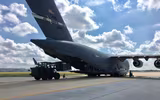 [ẢNH] Máy bay vận tải khổng lồ C-17 đưa quân nhân Việt Nam đi làm nhiệm vụ ở Nam Sudan