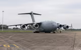 [ẢNH] Máy bay vận tải khổng lồ C-17 đưa quân nhân Việt Nam đi làm nhiệm vụ ở Nam Sudan
