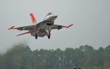 [ẢNH] Mỹ ‘biến’ chiến đấu cơ F-16 thành... bia tập bắn