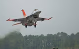 [ẢNH] Mỹ ‘biến’ chiến đấu cơ F-16 thành... bia tập bắn