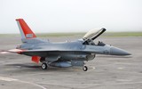 [ẢNH] Mỹ ‘biến’ chiến đấu cơ F-16 thành... bia tập bắn