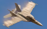 [ẢNH] Nữ phi công F/A-18F Mỹ kể về lần đầu không kích khủng bố IS