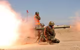 [ẢNH] Khốc liệt tại Syria, binh sĩ vác cả pháo không giật lên vai để khai hỏa