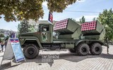 [ẢNH] Dân quân miền Đông dùng vũ khí mạnh sau bom hạt nhân đối đầu quân đội Ukraine
