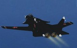 [ẢNH] Hạn chế về vật liệu chế tạo khiến Su-47 Nga 